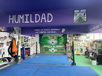 Centro de entrenamiento “Angel Díaz”(FerroBoxTeam)