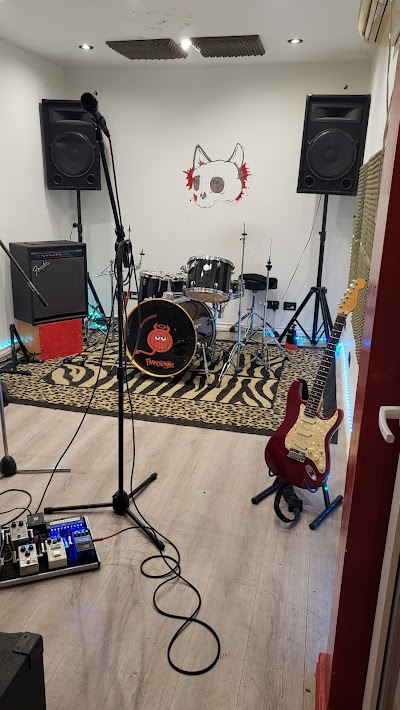 Coma Records - Sala de Ensayo y Estudio de grabacion