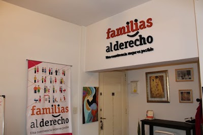 Familias al Derecho