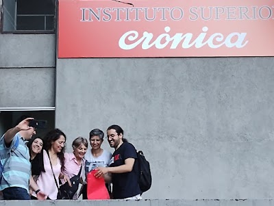 Instituto Superior Chronicle