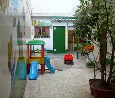 Jardin Maternal and Infant Green Garden