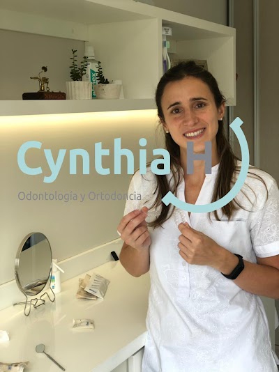 CynthiaH - Odontología y Ortodoncia