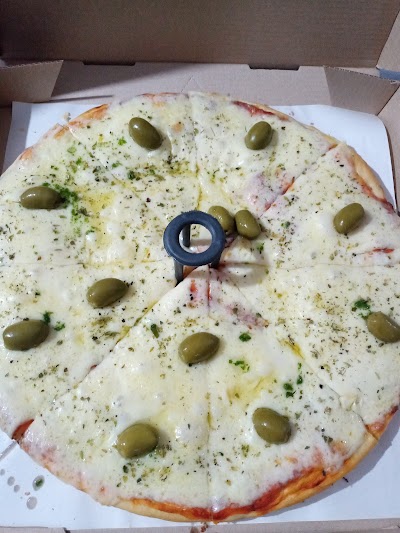 Pizzería "Lily"