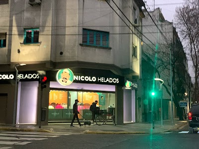 Nicolo Helados