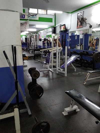 Gimnasio Record sede flores