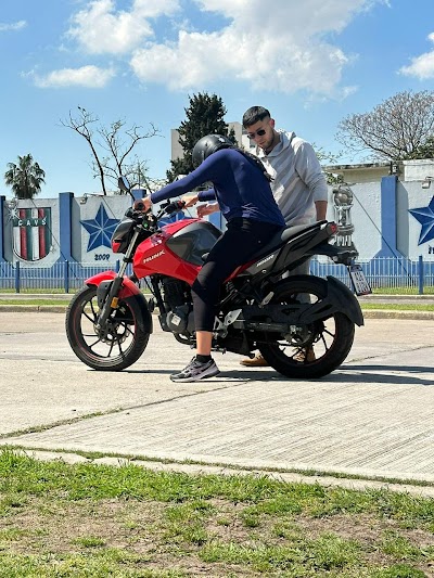 Clases Motos Escuela de Manejo