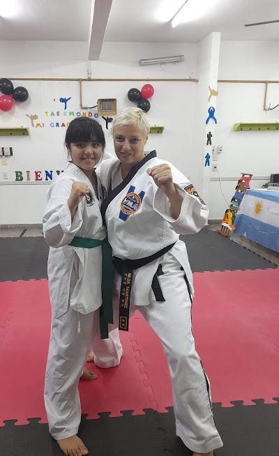 VMA TAEKWONDO-DEFENSA PERSONAL