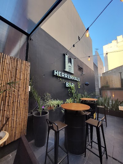 Herrenhaus Bar