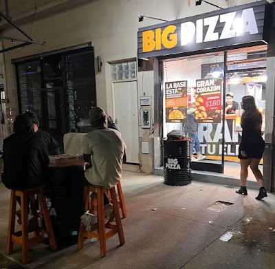 Big pizza