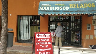 Francesco Helados y Maxikiosco