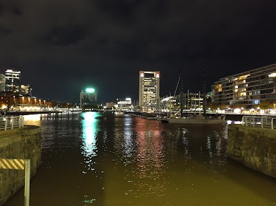 Dique, Puerto Madero