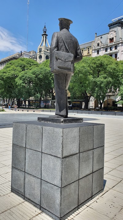 Monumento Al Cartero