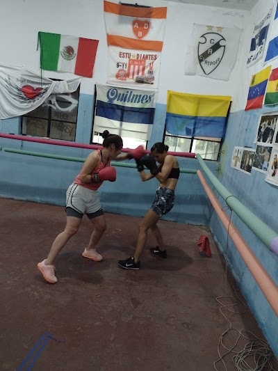 Boxeo en Saavedra, Furious Training