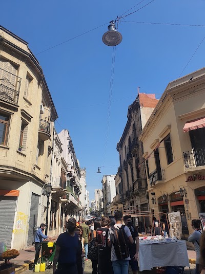 Feria De Antigüedades San Telmo Calle