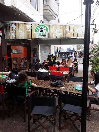 Avenida Burger Bar & Cafe