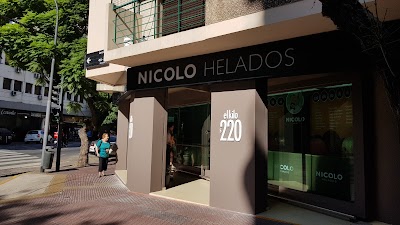 Nicolo Helados