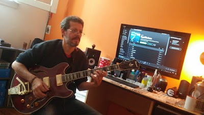 Clases de Guitarra Juan Forni - Villa Devoto, Villa Pueyrredon, Villa Urquiza