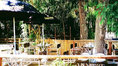 El Camoatí Parrilla y Cafetería