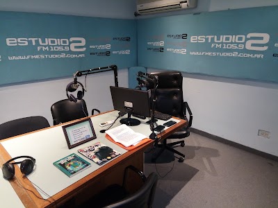 FM ESTUDIO 2