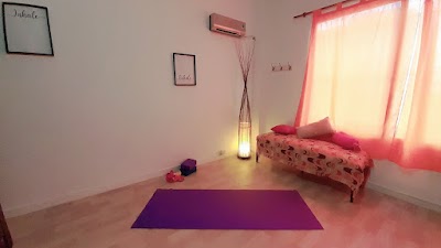 Bonhomia by Carelia - Masajes Terapeuticos y Yoga