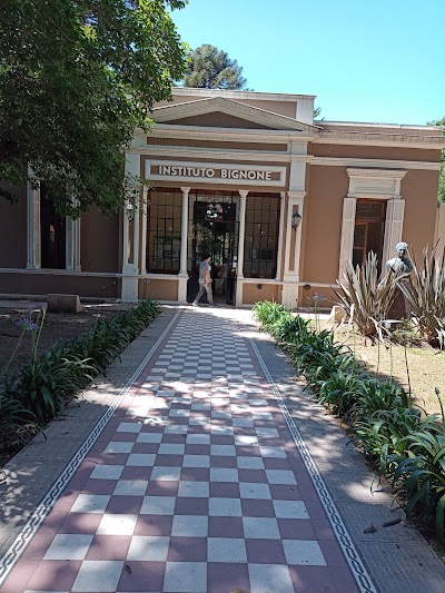 Instituto de Ojos, Baja Visión y Rehabilitación de Ciegos Josefina C. de Bignone