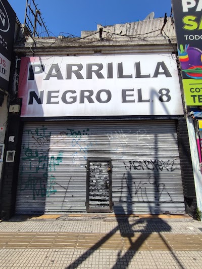 Parrilla negro el 8