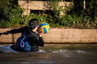 CINCO kayak