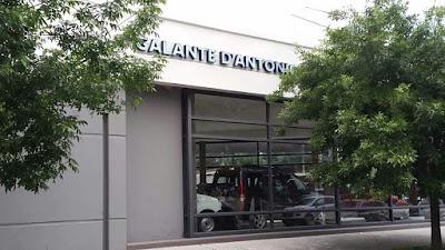 Concesionario Renault - Campana - Galante D'Antonio S.A.