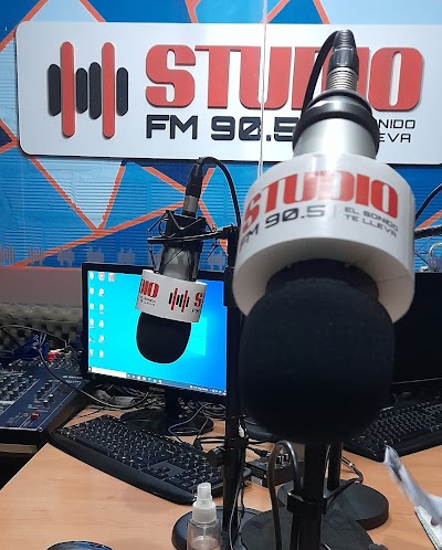 Fm studio 90.5