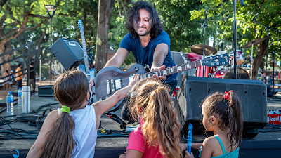 "TOCAR" Escuela de Música