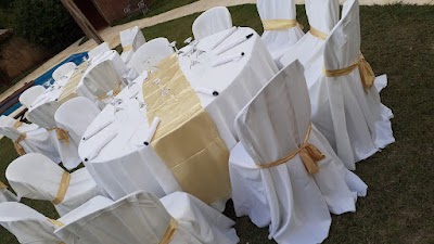 SILLAS MESAS | ISMA EVENTOS | VAJILLA MANTELERIA