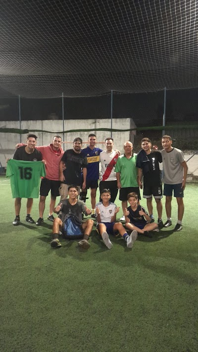 Club Los Banderines, escuela de Hockey y futbol