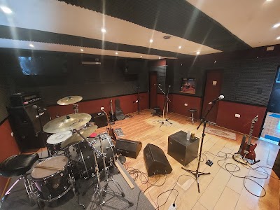 Aura rehearsal room