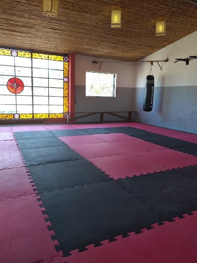 El Bastion (Artes marciales y Defensa personal)