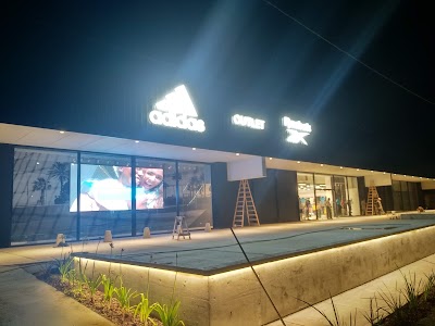 adidas Outlet Store La Plata