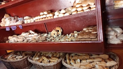 Panadería y Confitería Santa Lucía