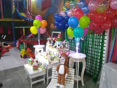 Madreselva Salon de Fiestas Infantiles