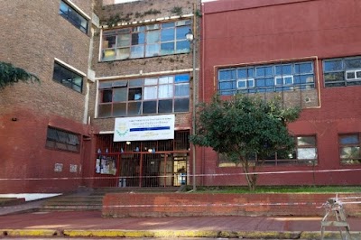 Escuela de Educación Secundaria (E.E.S.) Nº20 "Almirante Guillermo Brown"