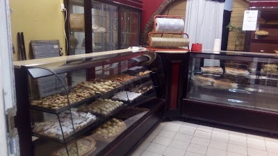 Panaderia y confiteria La nueva Emanuel