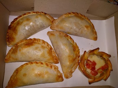 "La Reyna" Empanadas