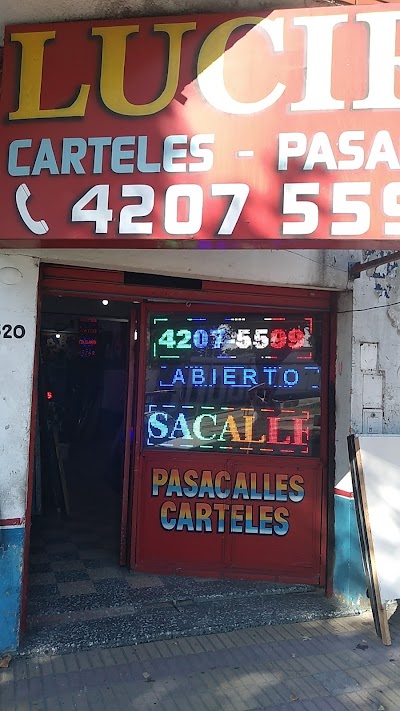 Lucir Carteles-Pasacalles