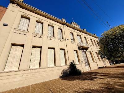 Escuela De Educación Primaria Nº1 "Domingo Faustino Sarmiento"