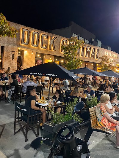 Dock Central SmokeHouse & Beer