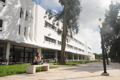 Facultad de Humanidades y Ciencias de la Educación