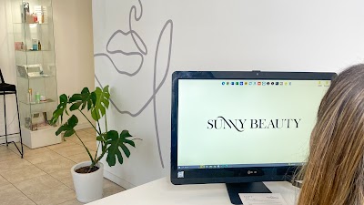 SUNNY BEAUTY STUDIO