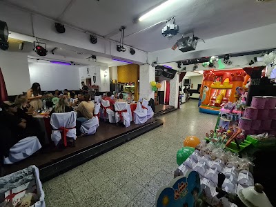 Merlin Salon Kids Party