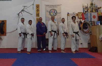 Centro de educación física y artes marciales BUDO KENEI KAI Karate Kobudo