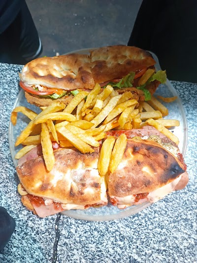 Pizza & Empanadas - La Provision