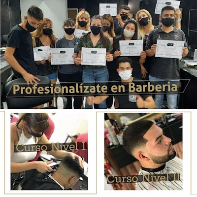 Academia de Barberia Scissors - Moron