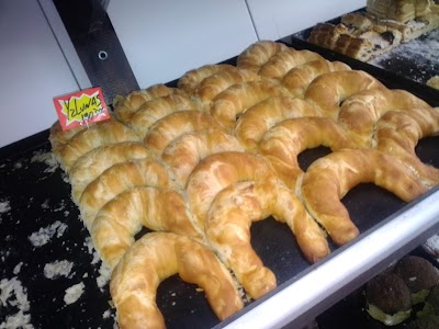 Panaderia y confiteria La Sureña